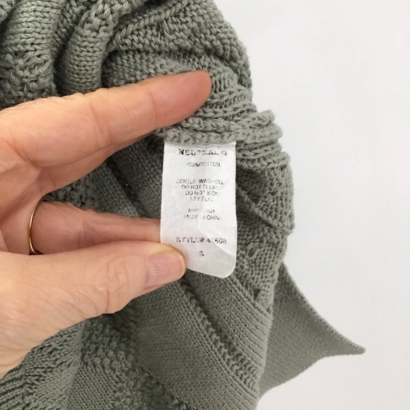 Neutral Ground Women’s Woven Side Slit Vest Top Casual Moss Green Size Small - Picture 5 of 5